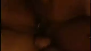 الفتاة الخجولة تتحول إلى متوحشة: أشلي تتوق للقضيب في مهبلها