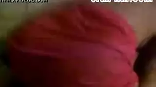 الاصحاب يتبدلون زوجتهم لبعض