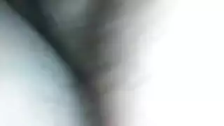 صديقة زميلة السكن تتلقى أمرًا: العقي مؤخرته المثيرة قبل وقت الاستراحة