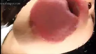 بدين وجه الفتاة صب الفرنسي