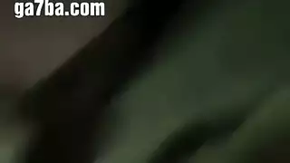 الشاب العربي علي يمنح صديقته اختراقاً مكثفاً للكس
