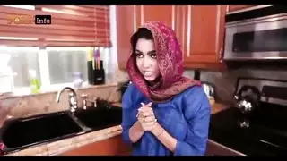 جنس مثلي صريح: شاب عربي مثار يُضاجع بقوة