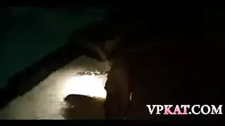 الصغيرة تعاقب