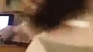 حارقات خجولات في ثلاثية مثليه ساخنة ينتهي بهن بالتبول في كل مكان