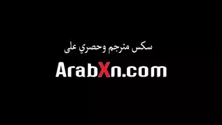 تحدي خاسر: بلوندية تمارس جنساً شرجياً عنيفاً في مقطع إباحي صريح
