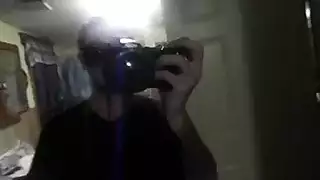 إباحي آسيوي صريح: حركة جنسية بفرج مشعر ضيق وثديين منتصبين